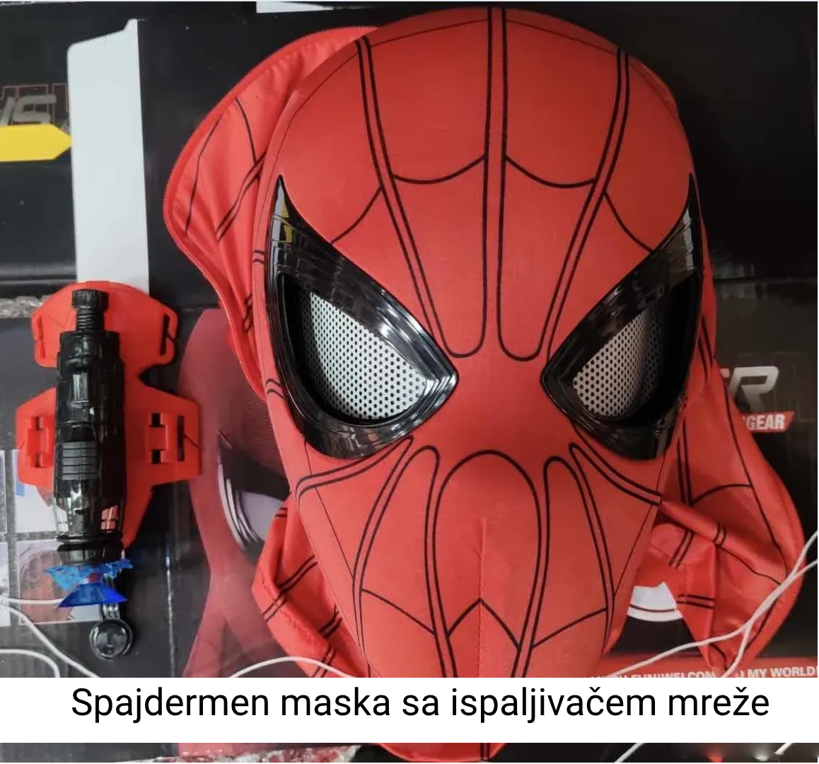 Spajdermen Maska sa Pokretnim Očima i Ispaljivačem Mreže